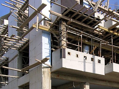 Ανέγερση πολυκατοικιών 